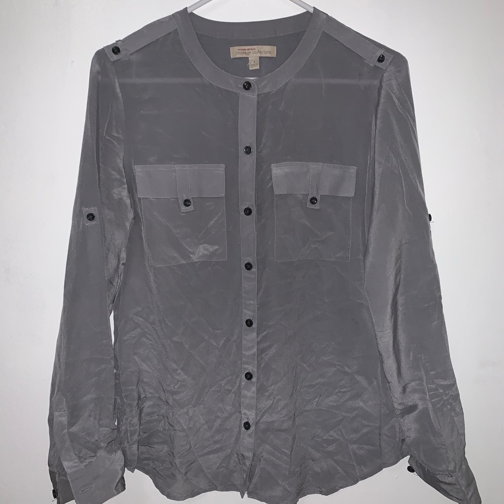 CLOSING- SEND OFFERSBanana Republic Grey 100% Silk